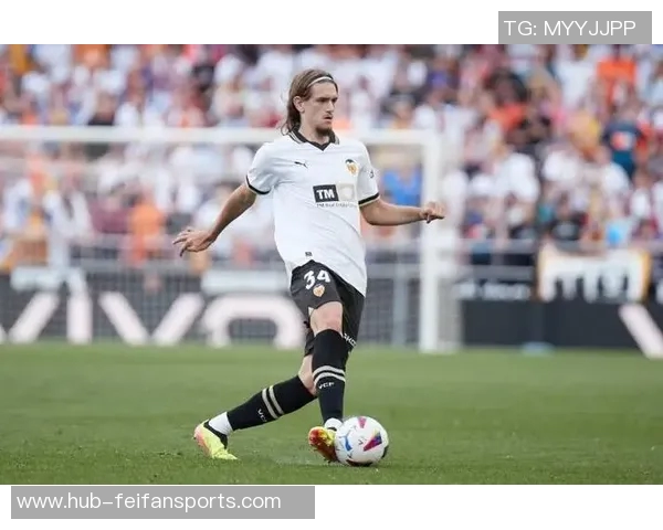 世体:德罗受伤将缺席对阵瓦伦西亚比赛,球队阵容面临挑战 世体:德罗受伤将缺席对阵瓦伦西亚比赛,球队阵容面临挑战